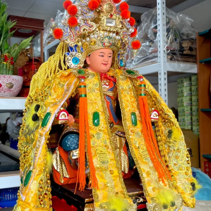 鑲玉龍袍_金龍