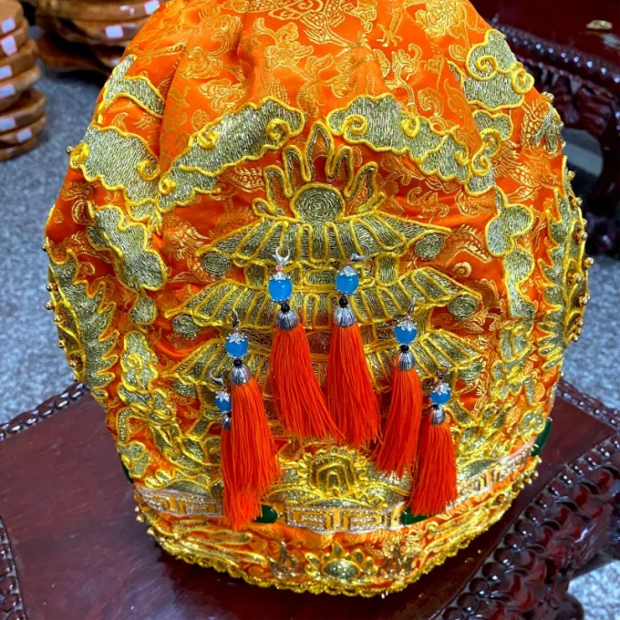 鑲玉龍袍_金龍