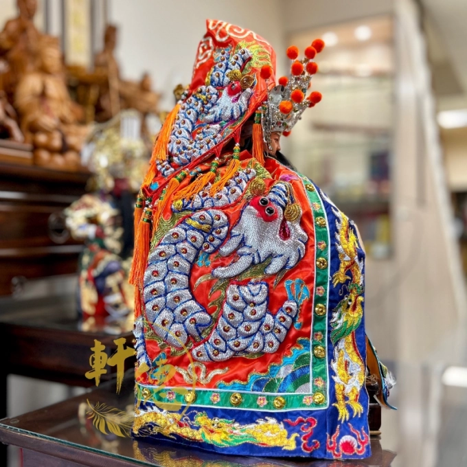鋁管眼三角麟_銀龍
