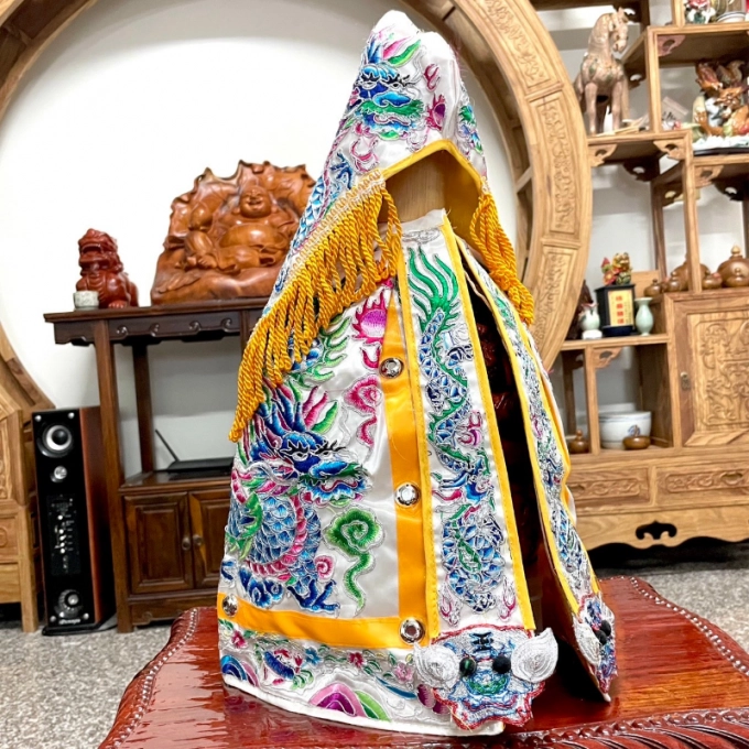 經典平繡神衣