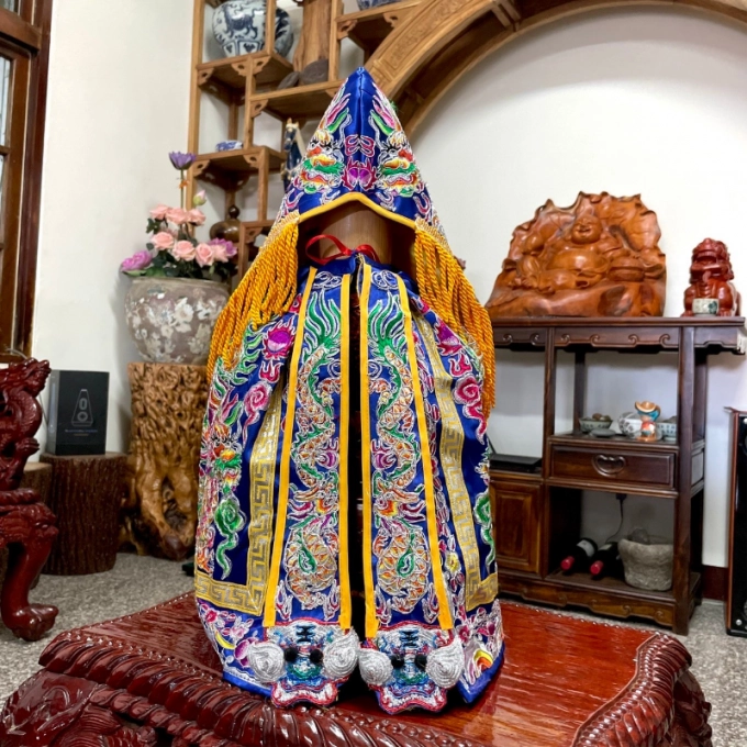經典平繡神衣
