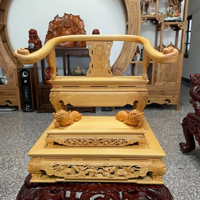 尺六托兩尺如意托椅-檜木踏獅