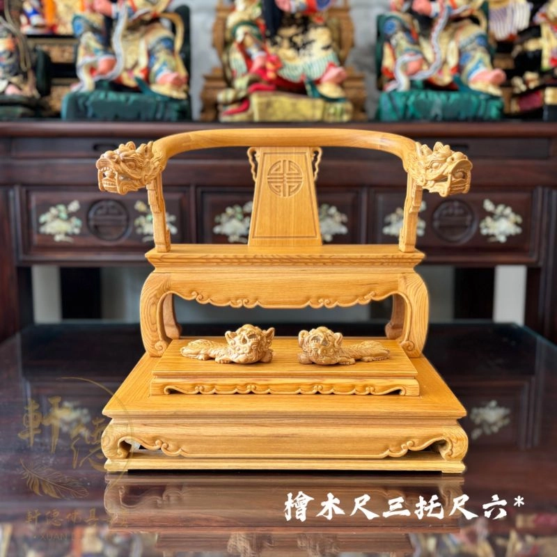 尺三托尺六踏獅-檜木*