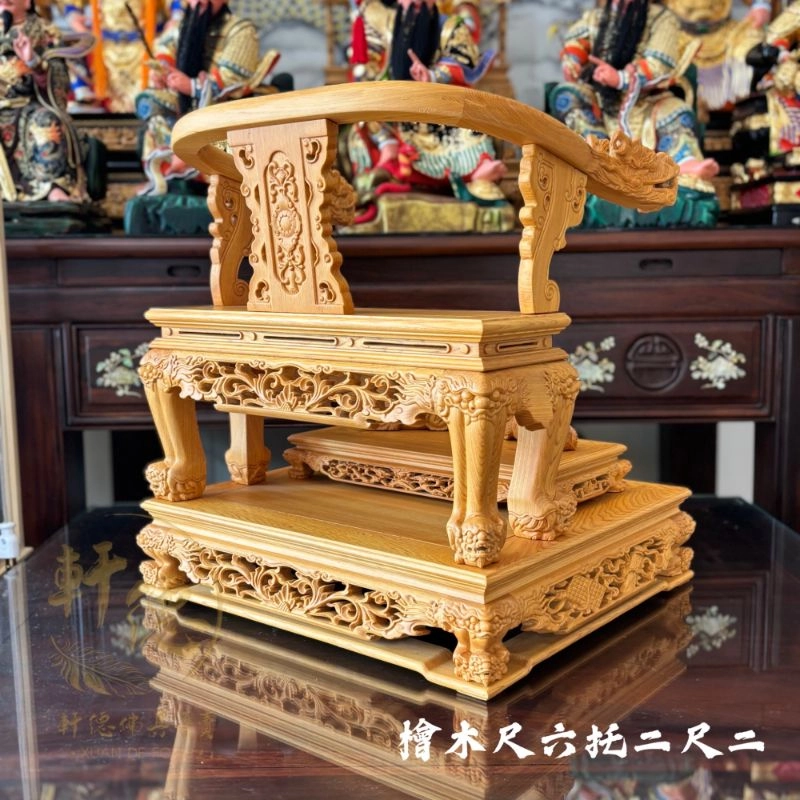 尺六托二尺二踏獅-檜木